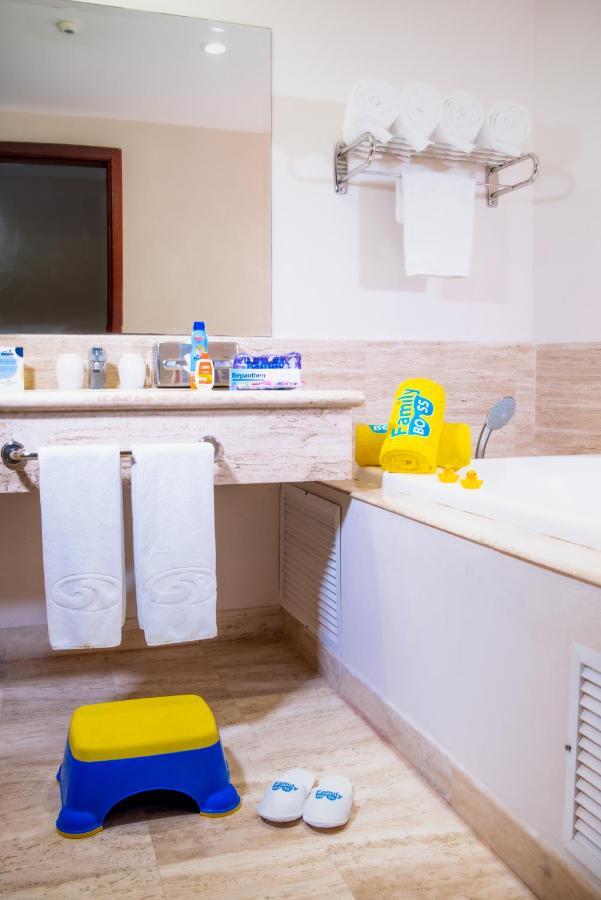 Family Selection At Grand Palladium Vallarta Resort & Spa プンタ・ミタ エクステリア 写真